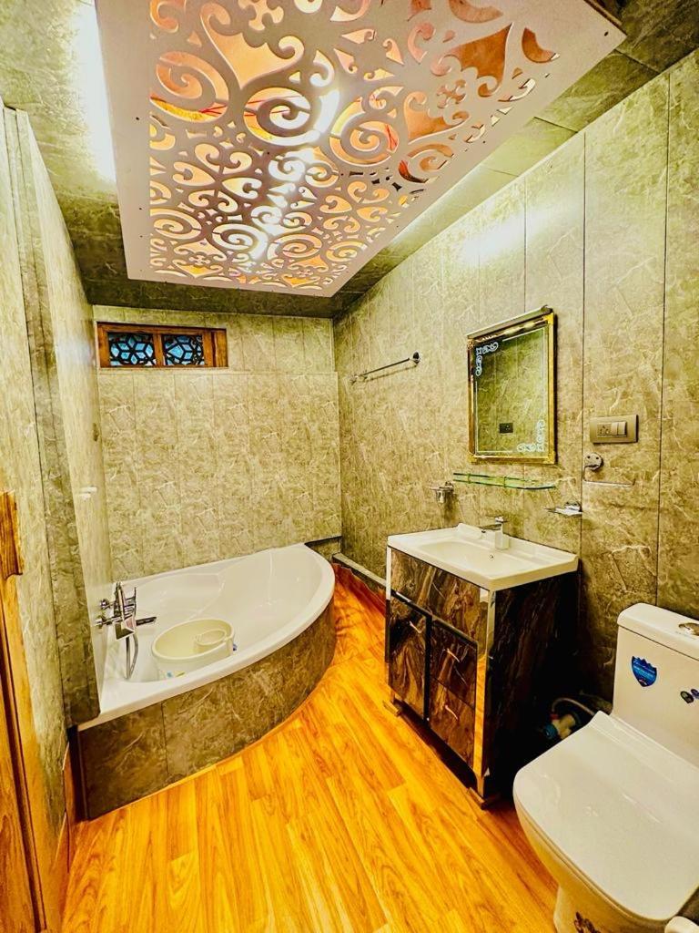 The Heritage Safina Group Of Houseboats Srīnagar 外观 照片